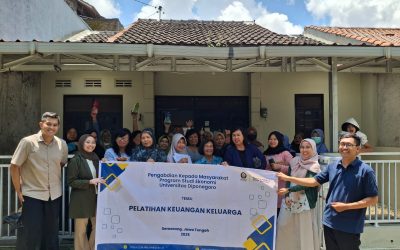 Community Service: Family Financial Literacy Training for PKK Mothers RT.05/RW.09, East Ungaran, Semarang Regency