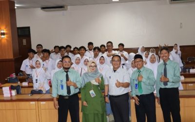 Visit of Al-Azhar High School to Diponegoro University: Introducing the Faculty of Economics and Business and Career Opportunities for Graduates